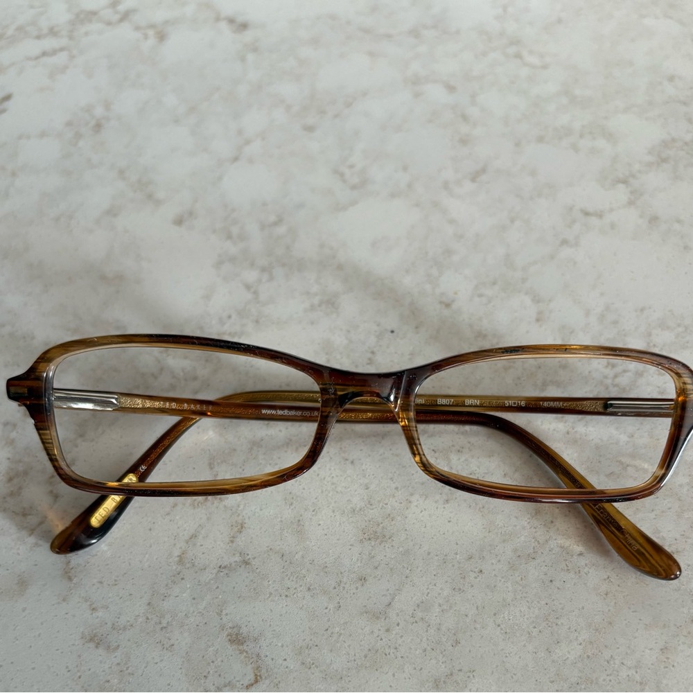 Ted Baker Vintage Eyeglasses, B807, Spring Hinge. Excellent Condition